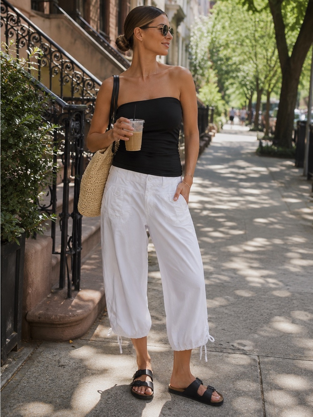 Fashion Bug White Stretch Ruched Hem Capri Pants Size 12  Cotton Crop Pants